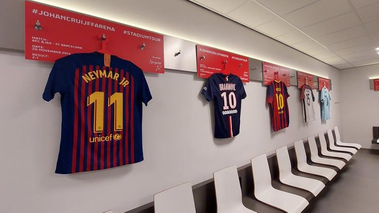 REPORTAJ | Din fabrica de staruri a lui Ajax Amsterdam. Rom&acirc;nii puși la loc de cinste &icirc;n &rdquo;templul&rdquo; lui Johan Cruyff