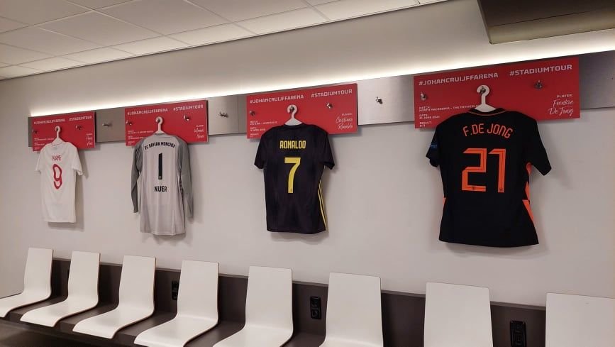 REPORTAJ | Din fabrica de staruri a lui Ajax Amsterdam. Românii puși la loc de cinste în ”templul” lui Johan Cruyff_11