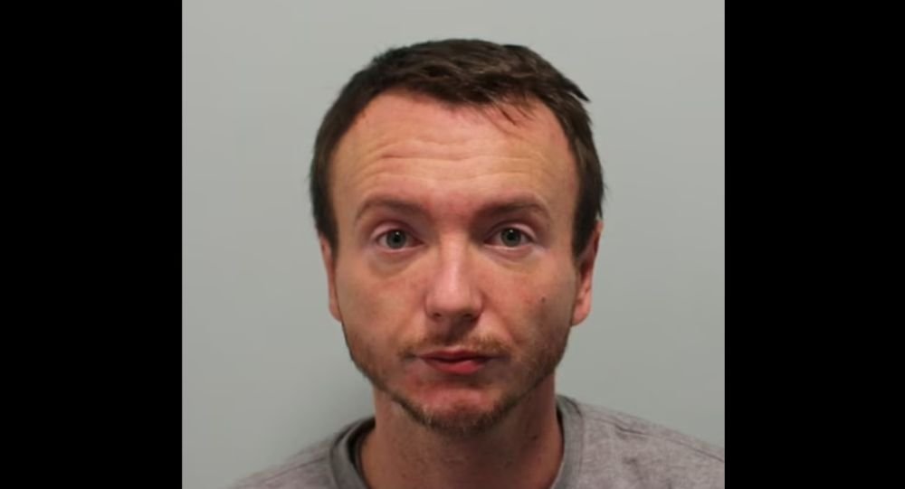 Un român, condamnat în Anglia, după ce fusese prins cu bancnote false în valoare de peste un milion de lire sterline!_4