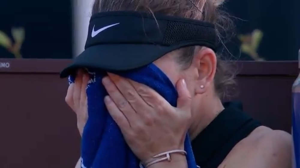 Toni Iuruc, singurul cadou pe care 2021 i l-a adus Simonei Halep. Istoria unui an îmbibat în ghinioane și durere_15