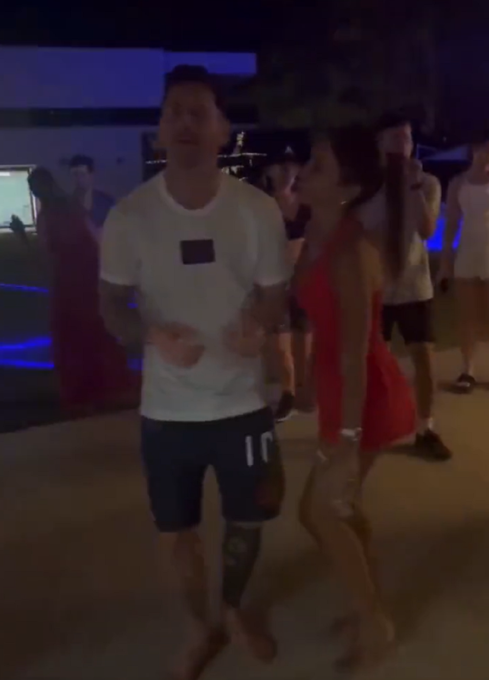 Starurile fotbalului, imagini superbe de Crăciun! Messi a încins ringul de dans alături de soție. Super apariții pentru Ronaldo și Lewandowski_15