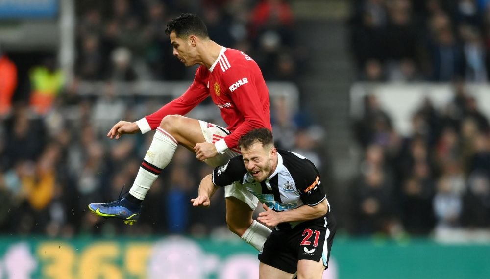 Intrare violentă a lui Cristiano Ronaldo în Newcastle - Manchester United: 