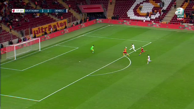 Cicâldău și Moruțan, titulari în meciul nebun cu Denizlispor! Galata, eliminată din Cupă după ce a revenit de două ori_4