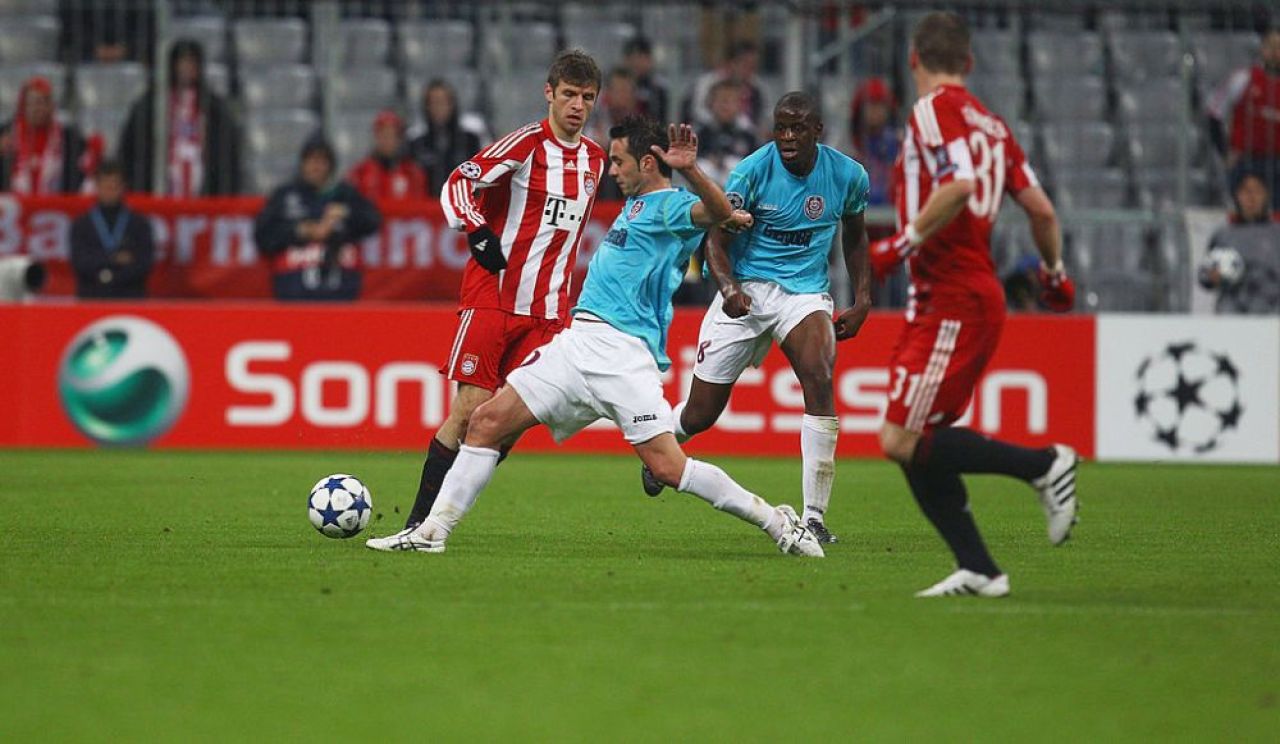 SPECIAL I Fostul campion din Liga I devenit antrenor este comparat cu Guardiola de oameni din fotbal. Spaniolul însuși l-a lăudat!_1