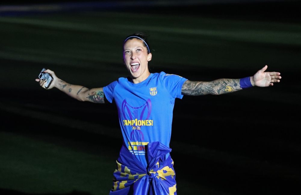 Lewandowski în variantă feminină! Golghetera absolută a lumii este plină de tatuaje și joacă la Barcelona_4