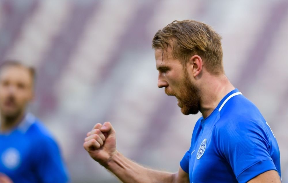 Mai ceva dec&acirc;t Cămătaru! Cine este fotbalistul care a marcat cele mai multe goluri &icirc;ntr-un singur meci &icirc;n 2021