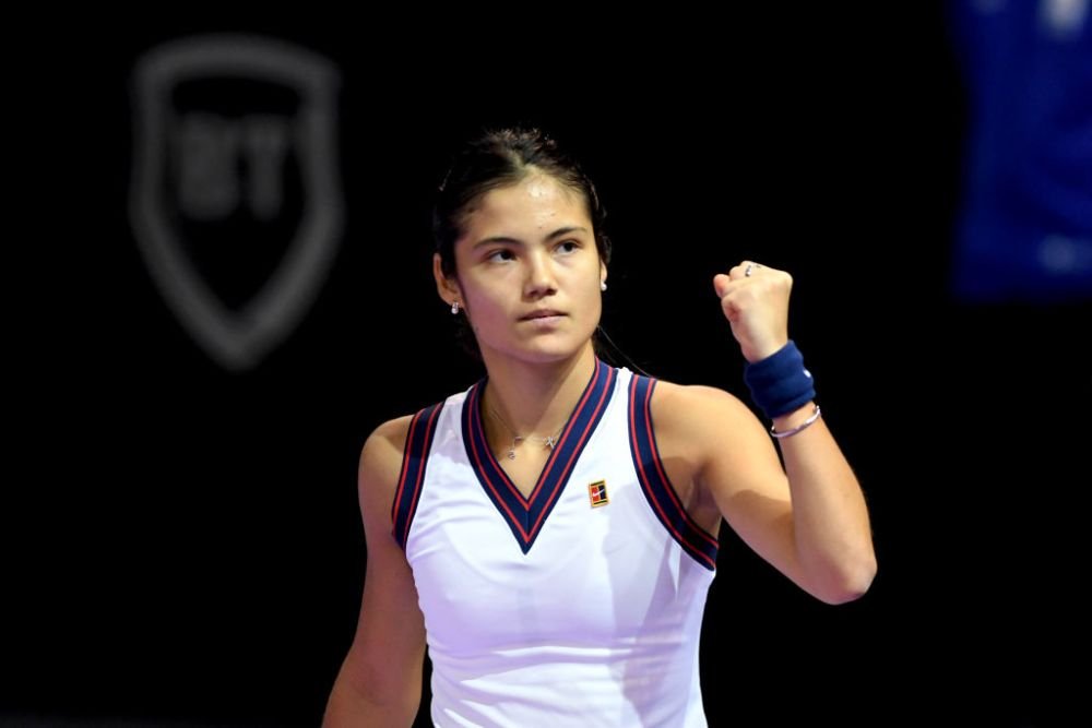 Emma Răducanu, decorată de Regina Elisabeta a II-a. Ce decizie a luat sportiva după infecția cu COVID-19_5