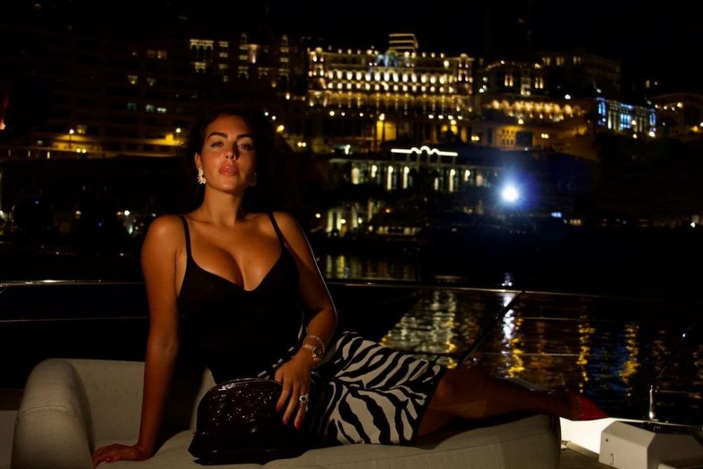 Primele imagini cu Georgina Rodriguez după ce a anunțat că va avea și gemeni _24