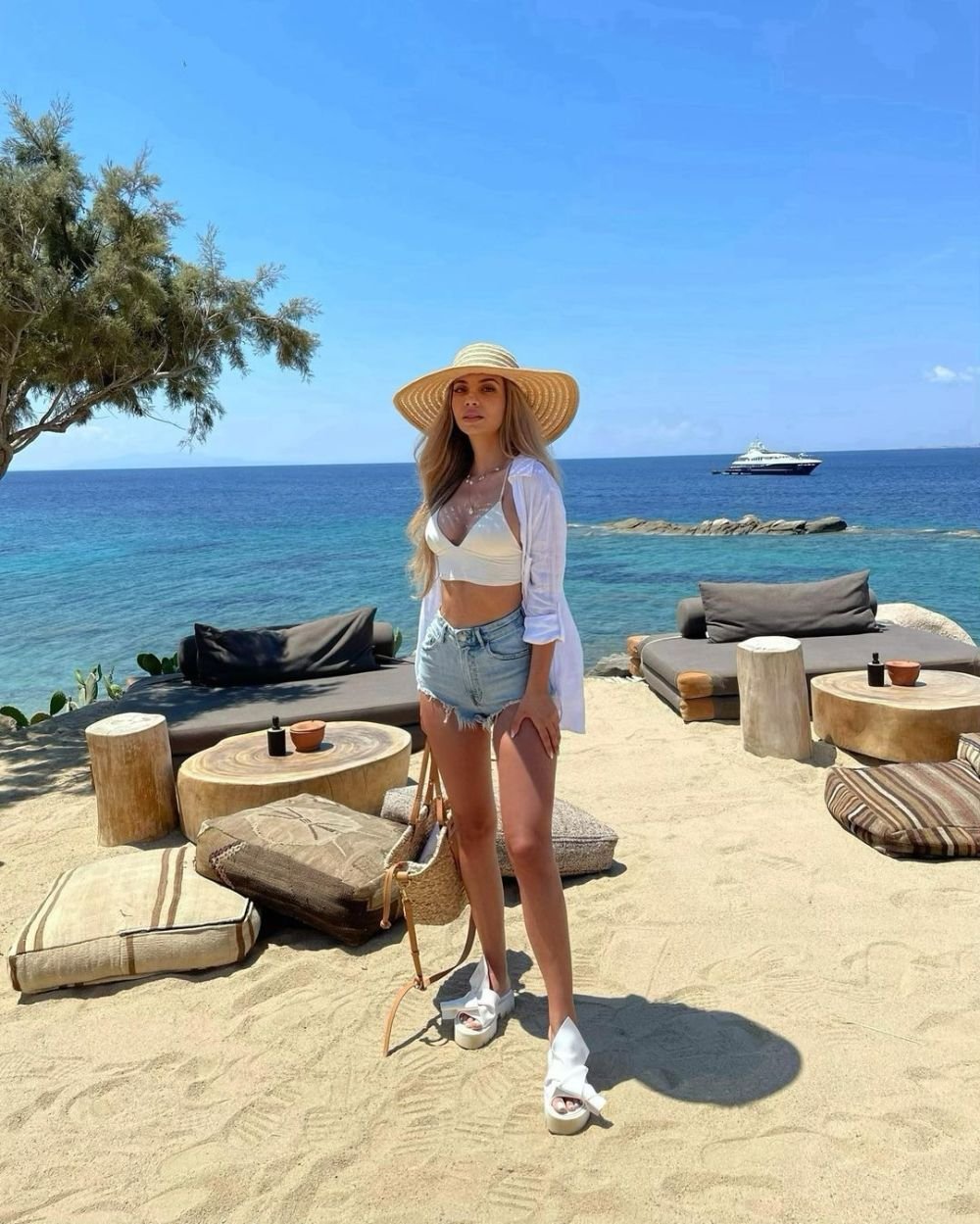 Alexandru Cicâldău, vacanță în Dubai alături de partenera lui. Bianca a făcut senzație cu ținuta sa, de Revelion_42