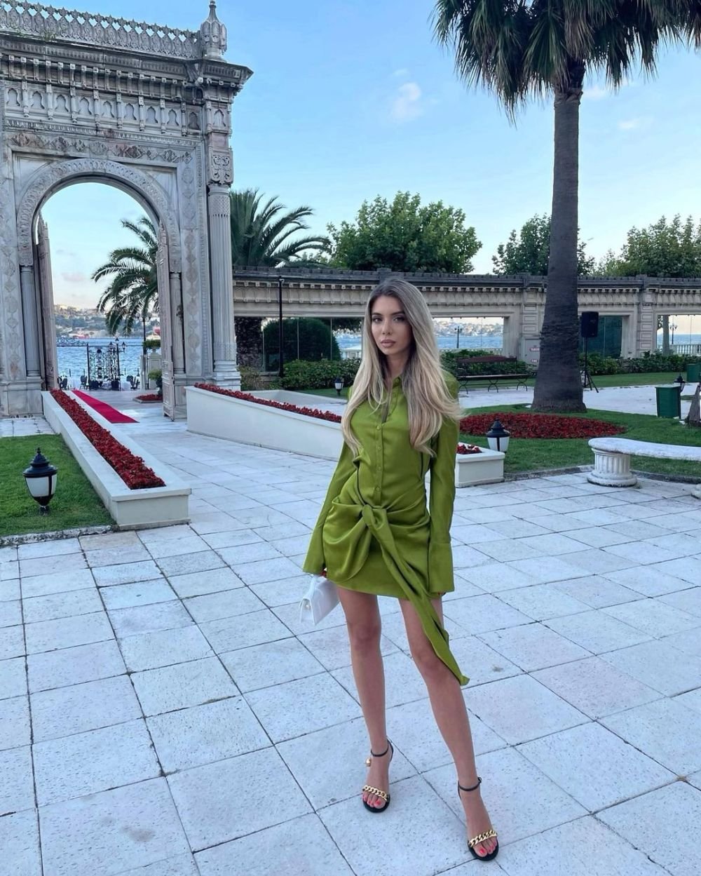 Alexandru Cicâldău, vacanță în Dubai alături de partenera lui. Bianca a făcut senzație cu ținuta sa, de Revelion_49