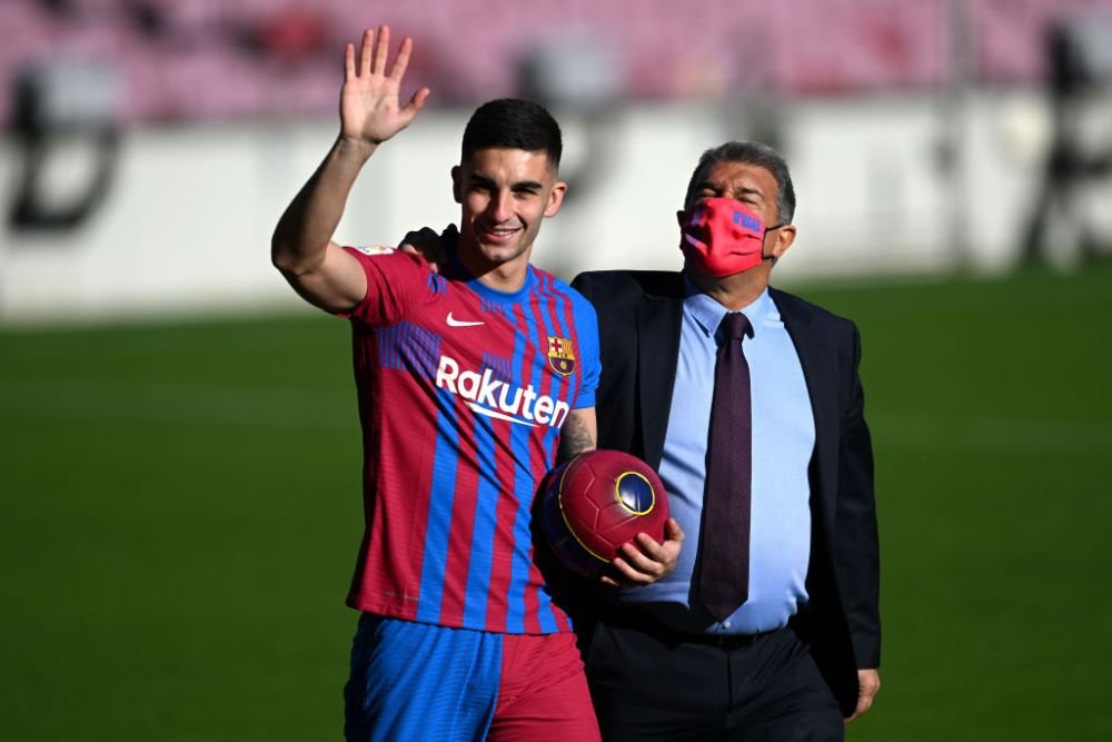 Ferran Torres nu a fost înscris încă de Barcelona! Declarațiile fostului jucător de la City la prezentarea oficială _2