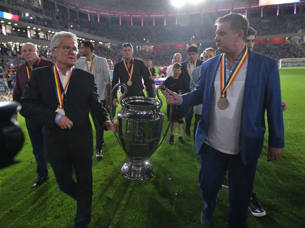 Steaua caută LĂCĂTUȘ! Clubul Sportiv al Armatei face angajări pe Facebook :)_16