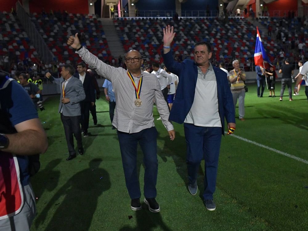 Steaua caută LĂCĂTUȘ! Clubul Sportiv al Armatei face angajări pe Facebook :)_21