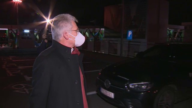 ”V-am adus cadouri”. Boloni, primele declarații după sosirea în România. Urmează negocierile cu FRF_12