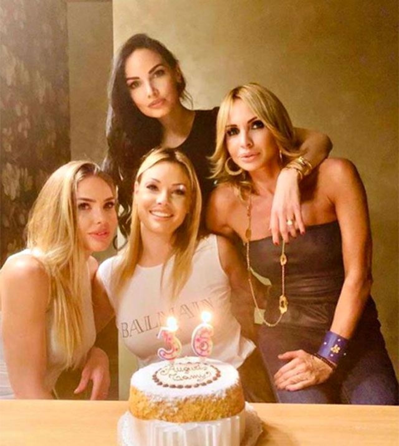 Sexy și rea! Procurorii cer 10 ani de închisoare pentru fosta dansatoare căsătorită cu un campion mondial_2