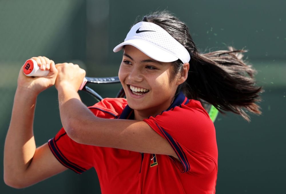 Emma Răducanu, distrusă de Elena Rybakina, scor 6-0, 6-1 în primul meci oficial al sezonului! _6
