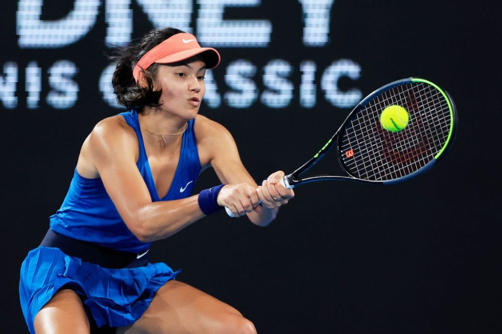 Emma Răducanu, distrusă de Elena Rybakina, scor 6-0, 6-1 în primul meci oficial al sezonului! _18