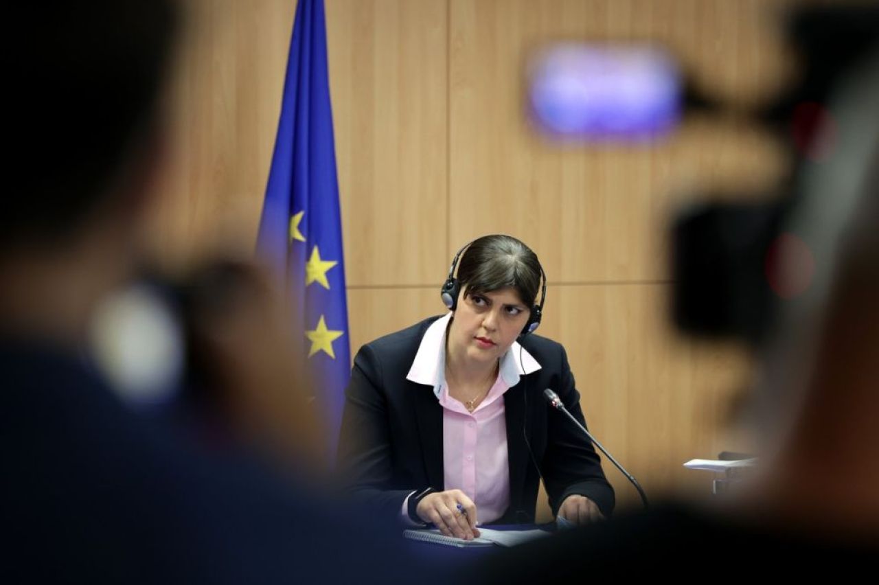 ”De pe parchet la Parchet”. L'Equipe o prezintă pe Laura Codruța Kovesi, vicecampioana europeană la baschet devenită procuror_2