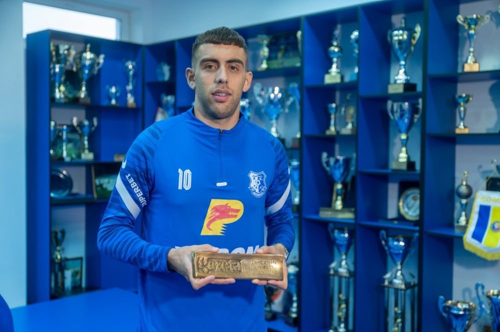 După Camora, putem avea un alt fotbalist naturalizat, care poate juca pentru România!_4