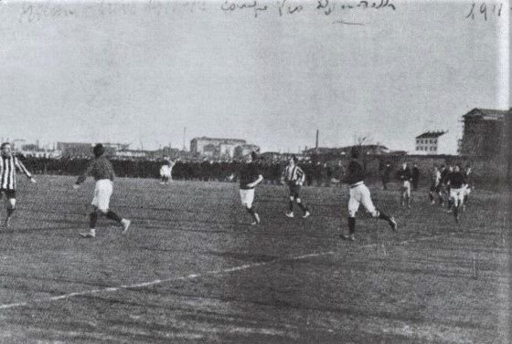 14 ianuarie 1912, AC Milan - Juventus 8-1! &Icirc;nainte de Van Basten a fost Van Hege