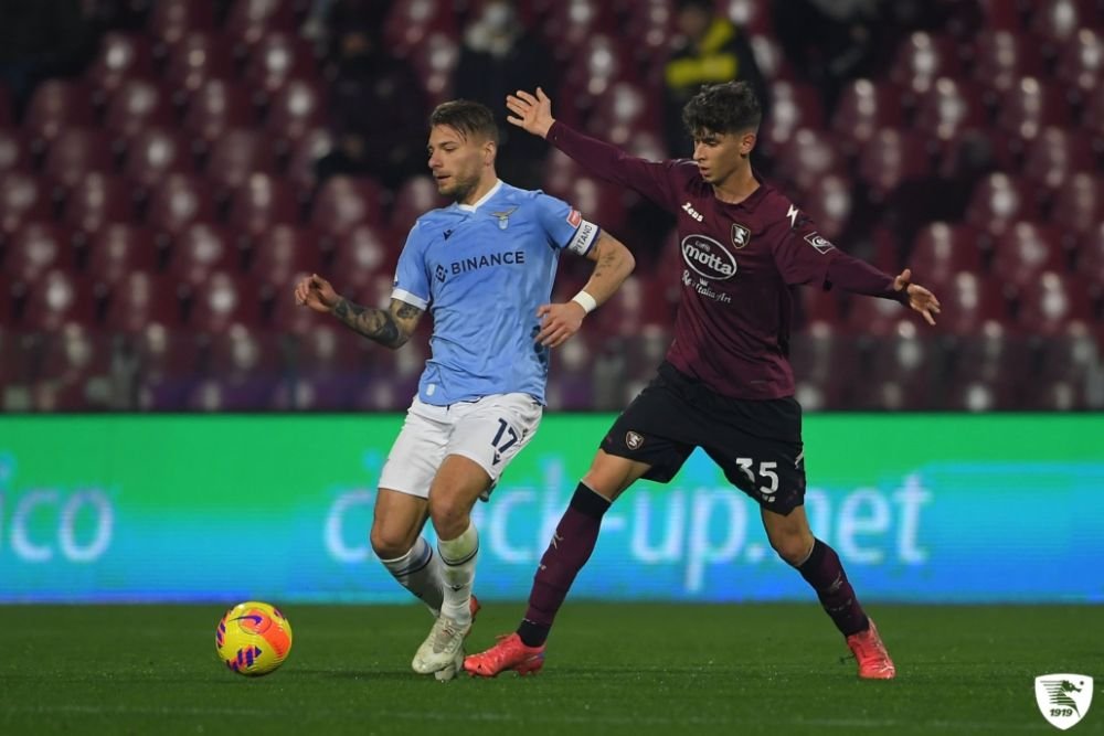 Capul lui Moțoc vrem! Cine este românul necunoscut de 19 ani care în week-end a debutat în Serie A și a jucat toate cele 90 de minute_17