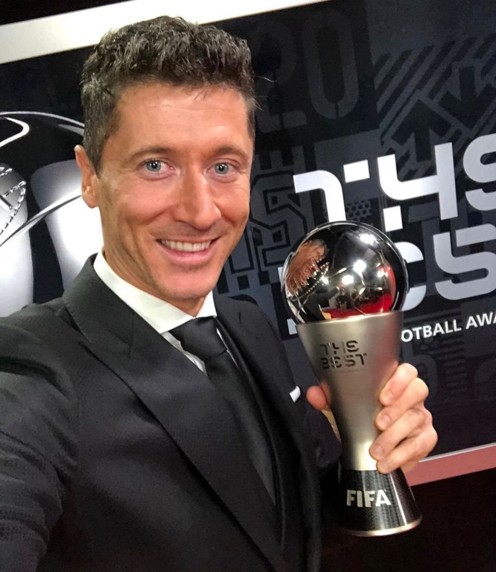 Messi, Lewandowski și Ronaldo, alegeri surprinzătoare la gala FIFA! Cu cine au votat superstarurile _4