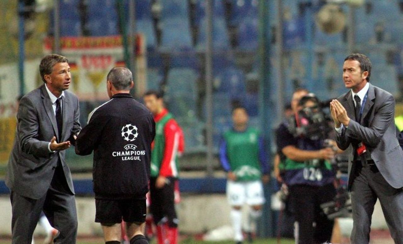 Mihai Stoica îl taxează pe Dan Petrescu înaintea meciului direct: „Nu suport balivernele! Da, mă, nu existați!”_2