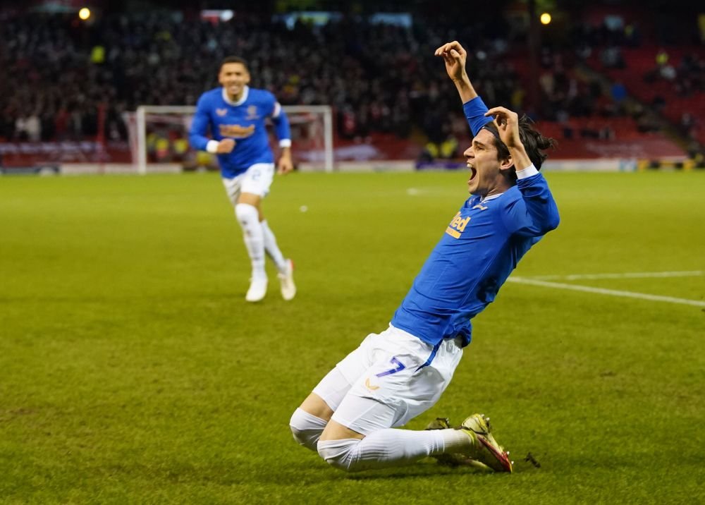Ianis Hagi a spart gheața sub comanda lui van Bronckhorst! A înscris al doilea gol din campionat _14