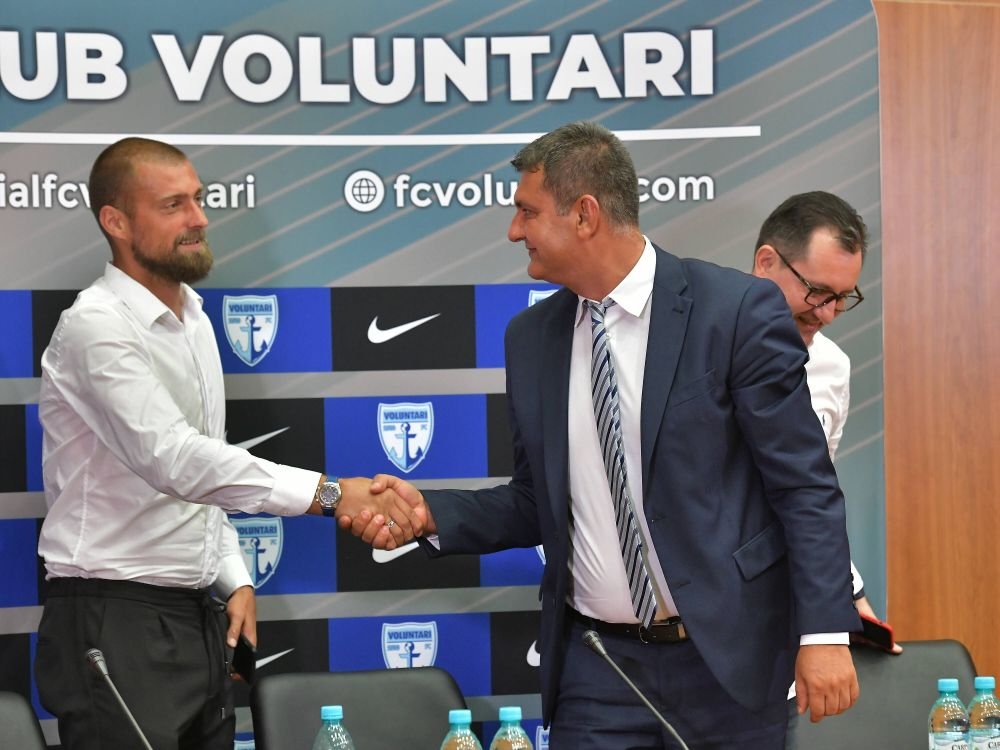 „A băut cât a vrut și este cel mai bun fundaș central! Dacă juca la națională ne calificam!” Stoperul elogiat de Dragomir_3
