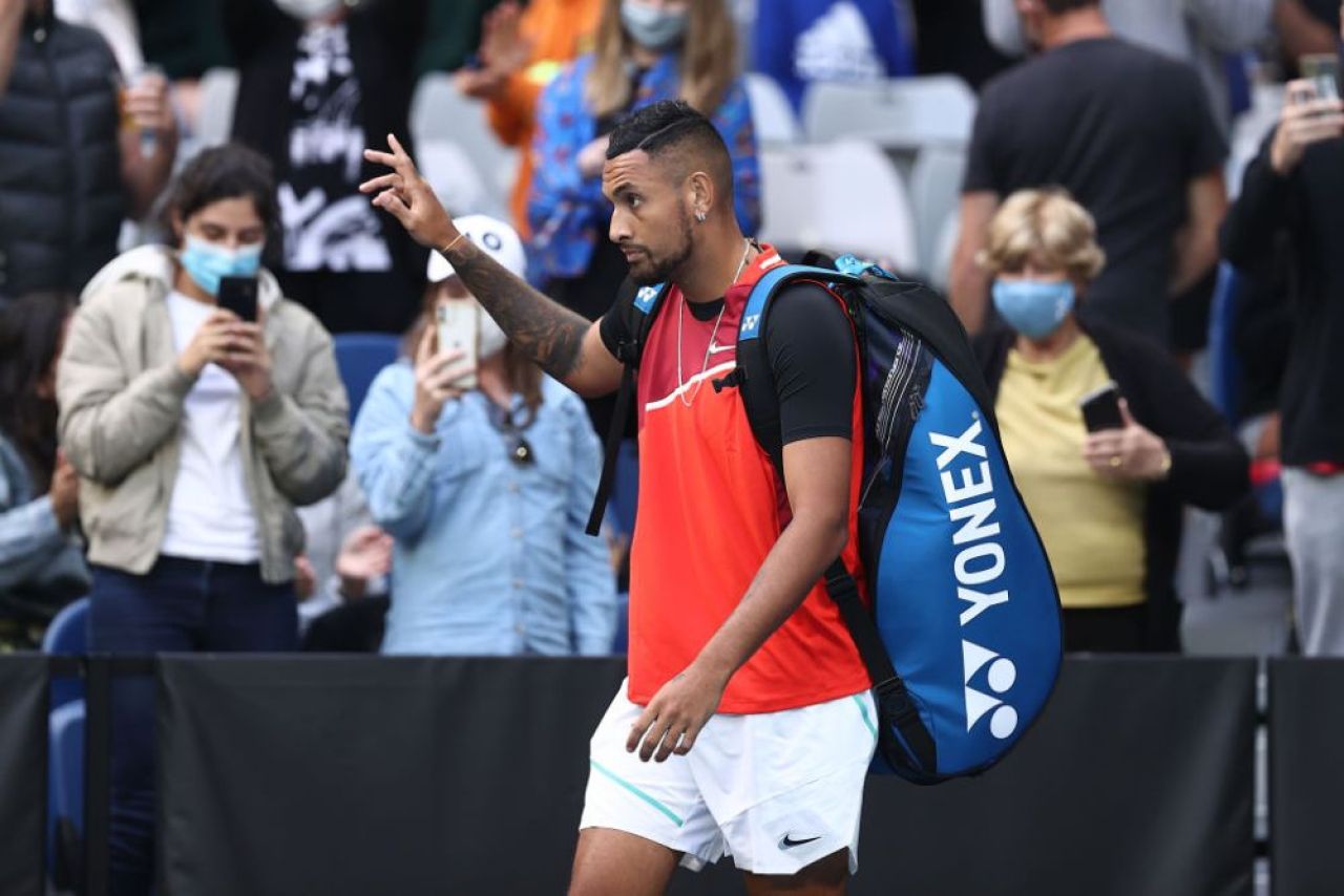 31 de ași mai târziu: „Ce vei mânca la cină?” Kyrgios: „Nu știu, omule, probabil serva lui Medvedev, direct pe gât în jos”_12