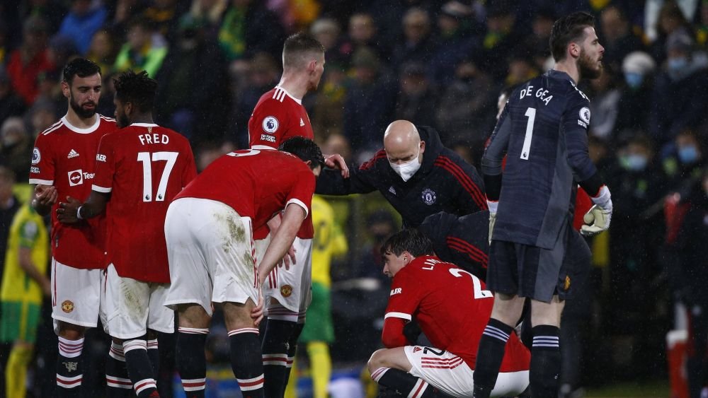 Casa unui jucător de la Manchester United, jefuită &icirc;n timpul meciului! Soția și copiii s-au ascuns: Traumatizant și terifiant!