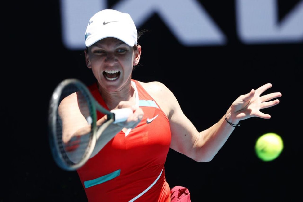„Nu am fost relaxată. Poți să îmi spui cu cine joc?” Prima reacție a Simonei Halep după calificarea în optimile AO 2022_2