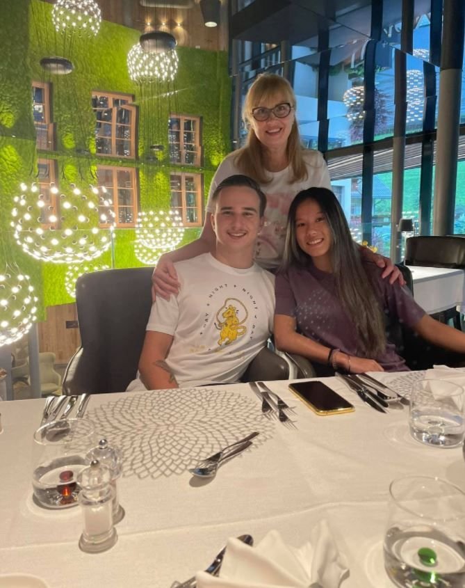 Sărbătoare în familia Reghecampf! Frumoasa Asiana își sărbătorește astăzi ziua. Ce mesaj i-a transmis Luca_8