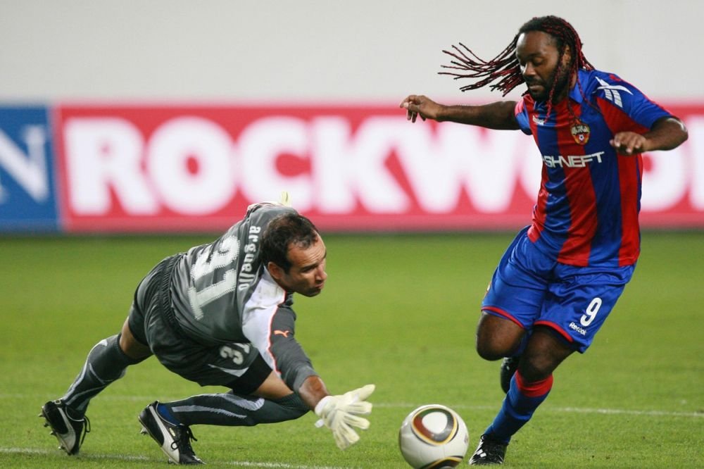 Vagner Love se întoarce! La 37 de ani, brazilianul care ”făcea sex toată ziua” revine în fotbalul din Europa_12