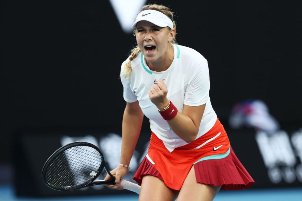 Ashleigh Barty a spulberat-o pe eleva lui Darren Cahill, Anisimova: un fan a cerut-o în căsătorie în timpul meciului_3