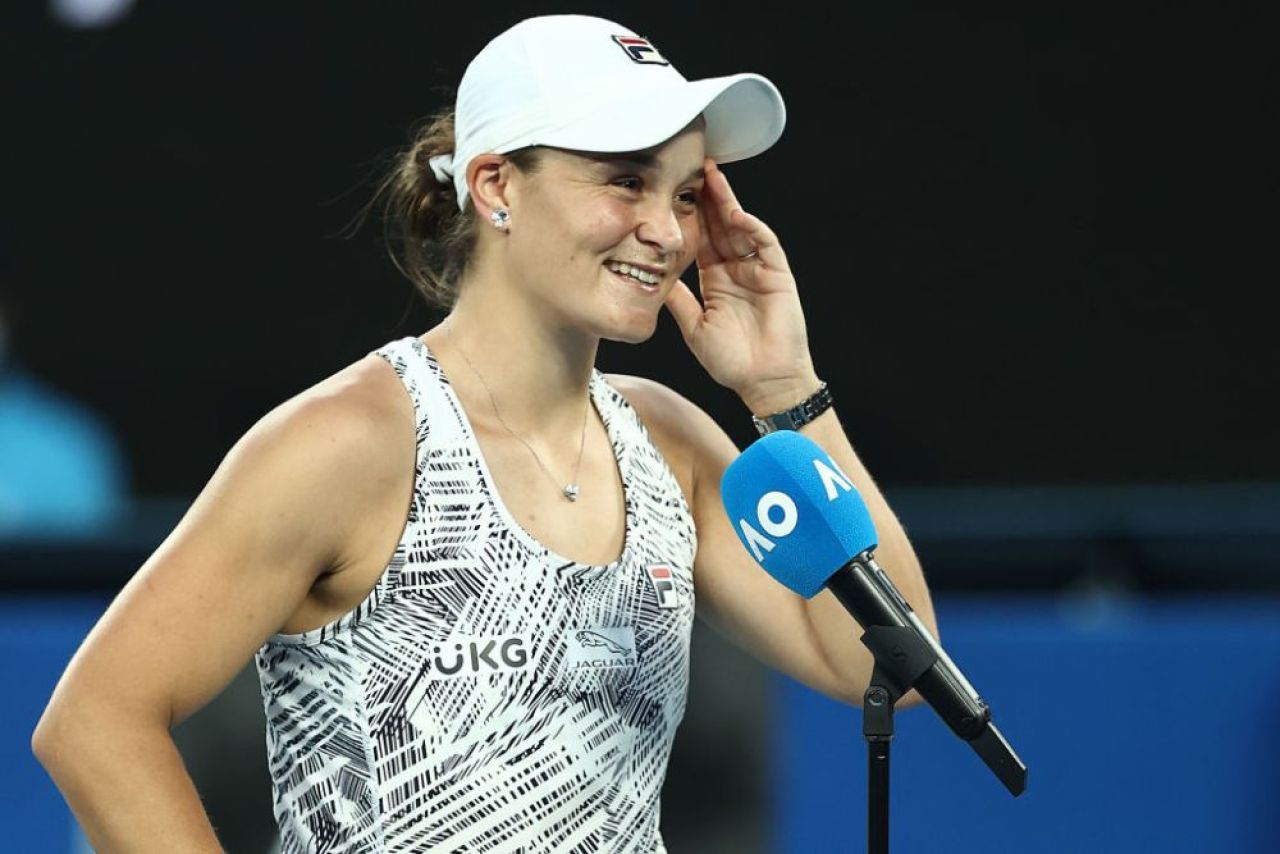 Ashleigh Barty a spulberat-o pe eleva lui Darren Cahill, Anisimova: un fan a cerut-o în căsătorie în timpul meciului_5