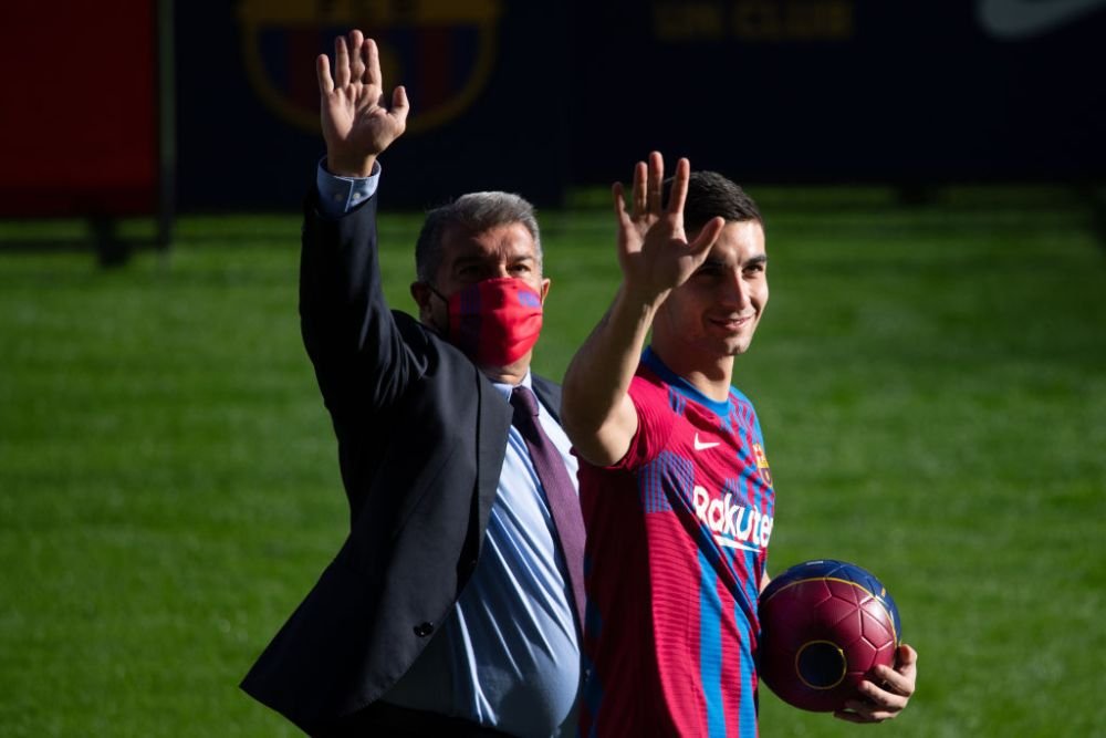 Cele cinci obiective ale Barcelonei pentru ultima săptămână a ferestrei de transferuri din ianuarie! Ce dorește Laporta_2