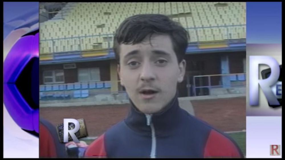 Garantat nu-l vei recunoaște! Imagini incredibile cu antrenorul revelație din Liga 1 de când avea 16 ani