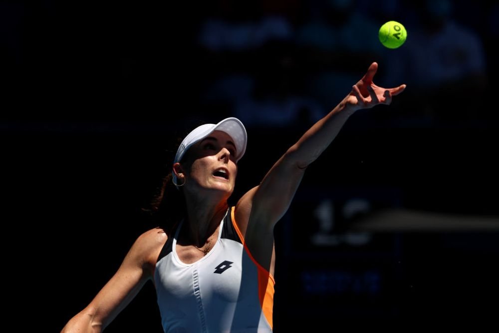 Au venit încălzite de acasă? Simona Halep și Alize Cornet au jucat cel mai spectaculos prim punct văzut recent în tenis_8