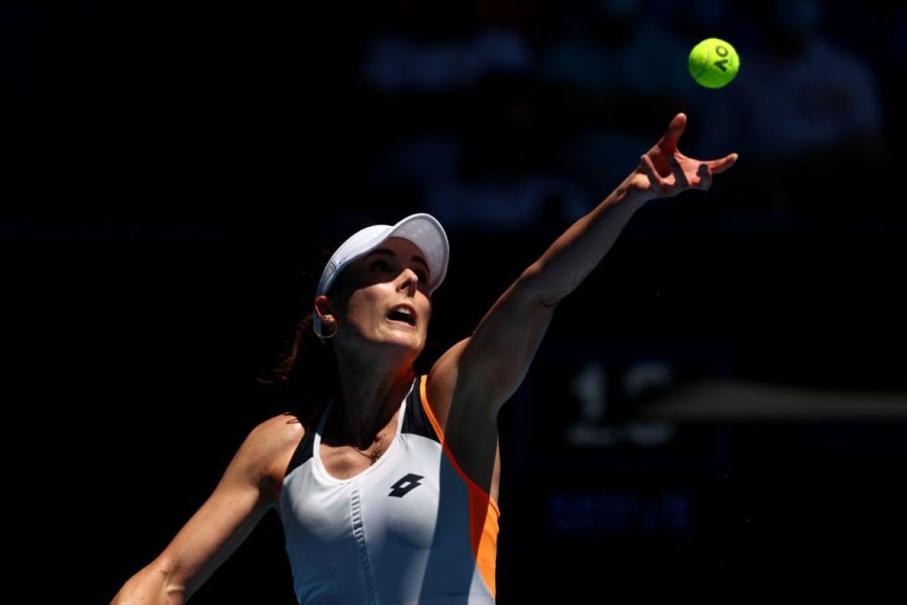 Au venit încălzite de acasă? Simona Halep și Alize Cornet au jucat cel mai spectaculos prim punct văzut recent în tenis_8