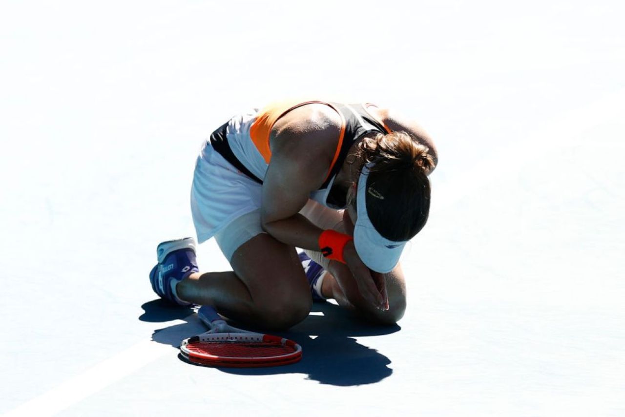 Tortură! Simona Halep pierde în optimile AO cu Alize Cornet, după un meci de 153 de minute jucat în caniculă_15