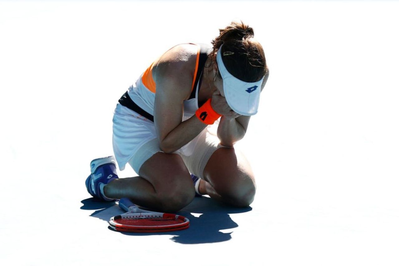 „Am murit pe teren amândouă! Energia? Am mâncat cheesecake!” Alize Cornet, în lacrimi după ce a învins-o pe Halep_3