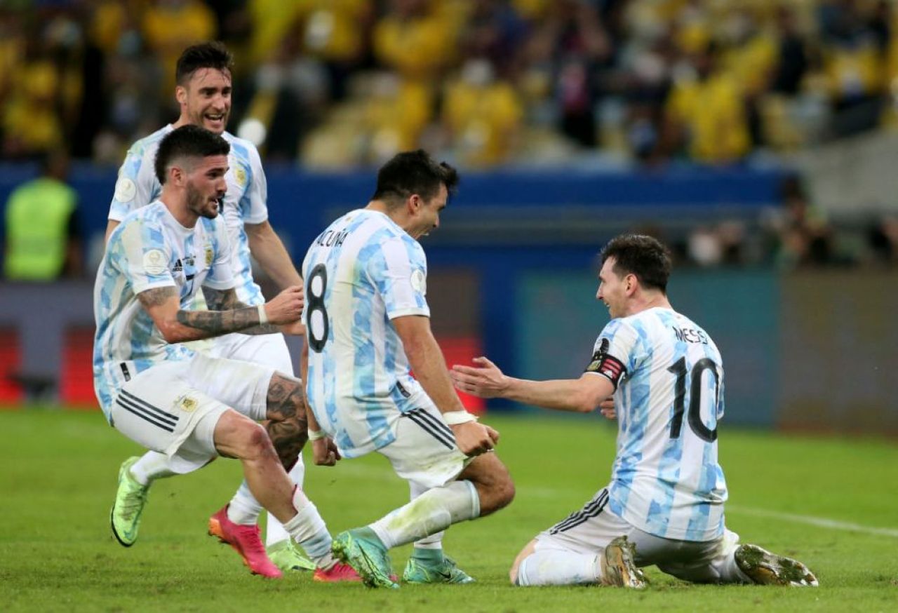 Încă unul de la Ajax! Barcelona, gata să-l transfere pe coechipierul lui Messi de la națională! Jucătorul și-a dat acordul_4