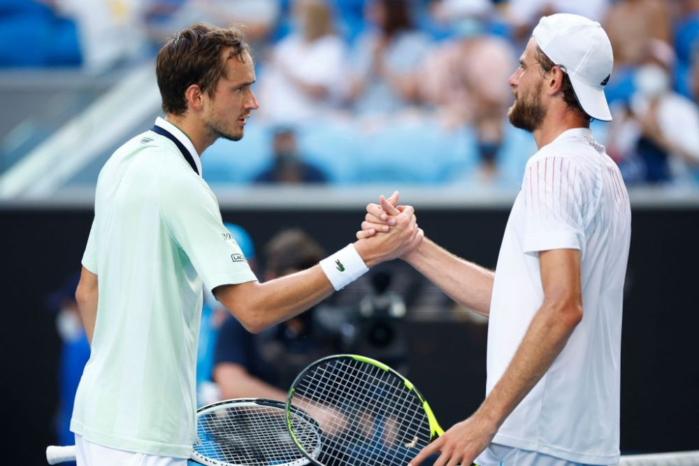 L-a luat plictiseala în timpul meciului: comportament greu de înțeles al rusului Daniil Medvedev la Australian Open_10