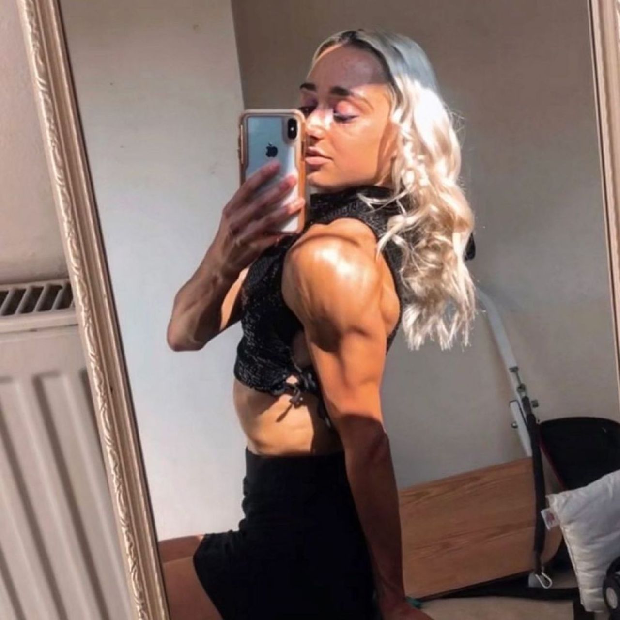 A învins anorexia, iar acum are un corp de indiviat! Cum arată tânăra pe care culturismul a salvat-o _7