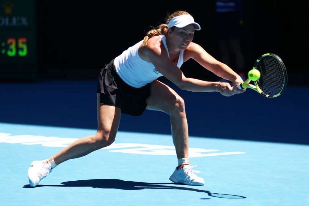Când terenul de tenis devine circ: Danielle Collins, oponenta Simonei Halep, reacții isterice și gesturi animalice. Cum i-a speriat pe fani_7