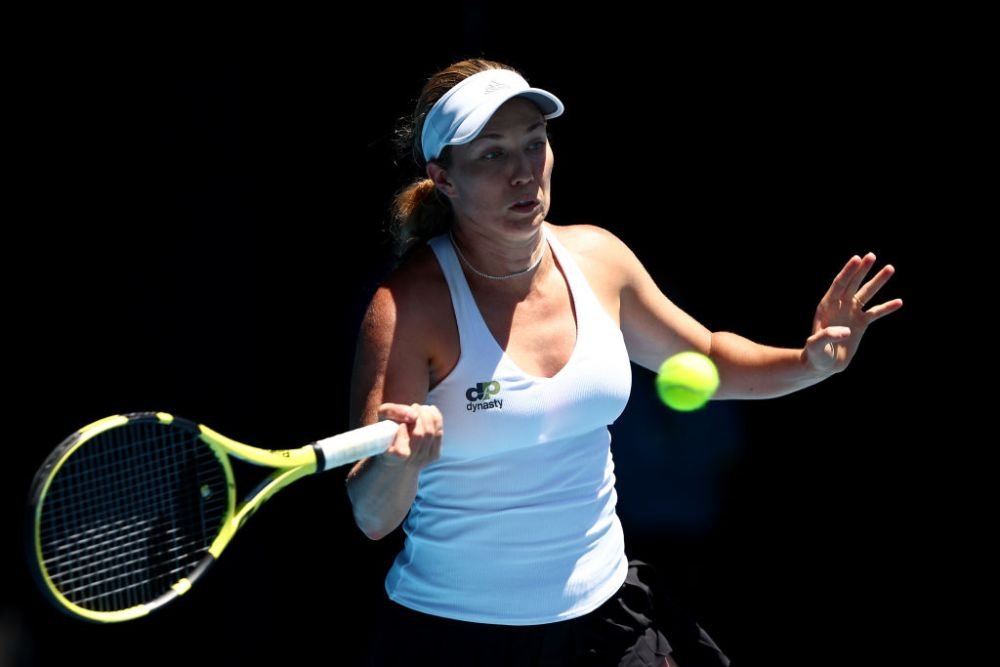 Când terenul de tenis devine circ: Danielle Collins, oponenta Simonei Halep, reacții isterice și gesturi animalice. Cum i-a speriat pe fani_8