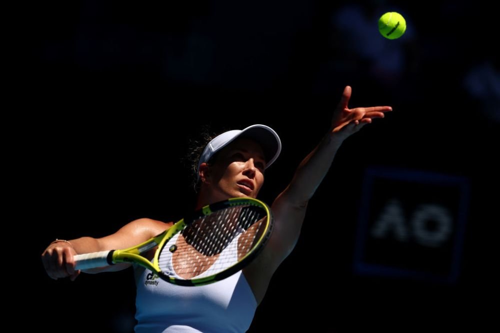Când terenul de tenis devine circ: Danielle Collins, oponenta Simonei Halep, reacții isterice și gesturi animalice. Cum i-a speriat pe fani_9
