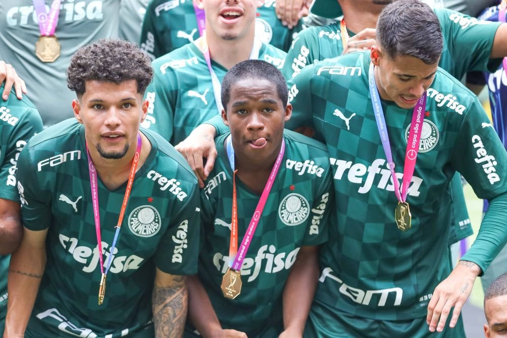 Nemaivăzut! Real Madrid, gata să plătească până la 50 de milioane de euro pentru un jucător de 15 ani_12