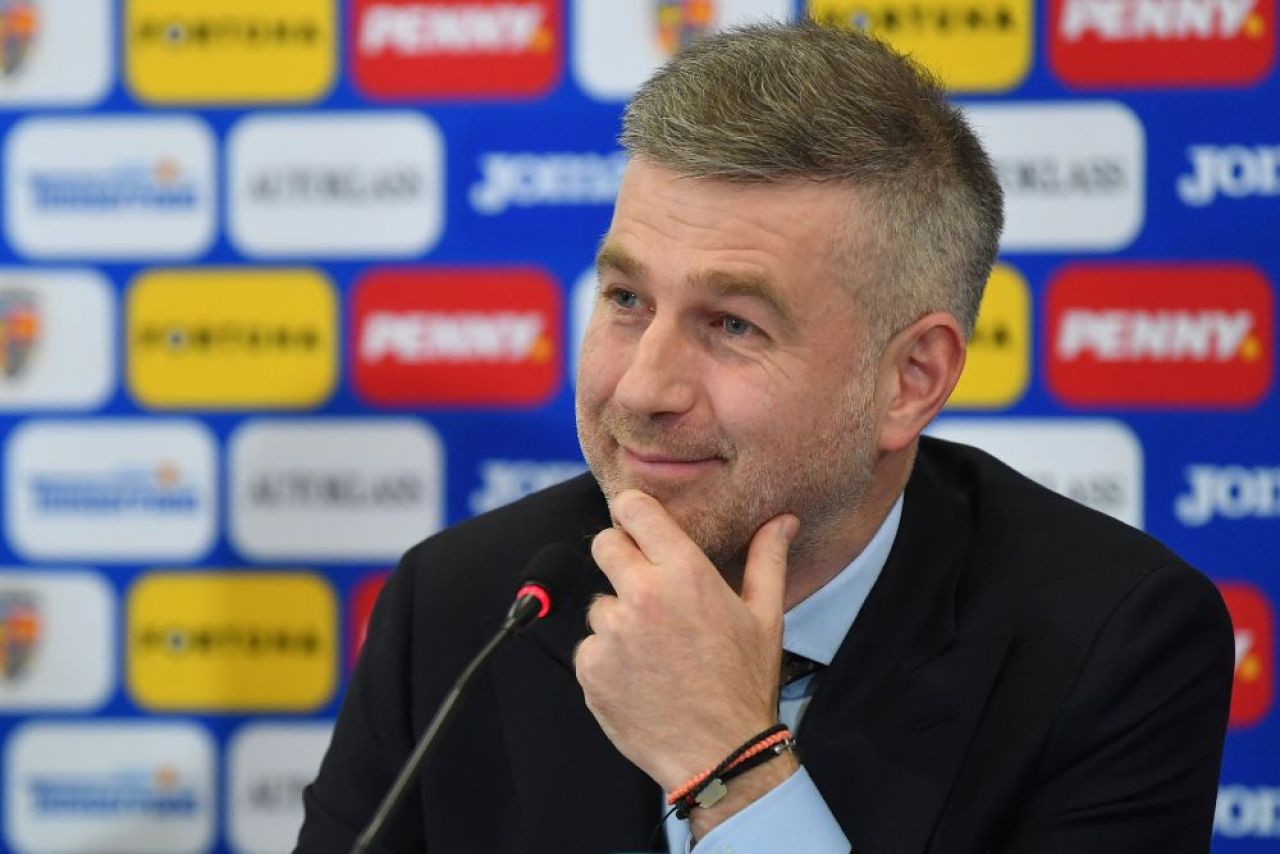 ”Merita mai mult respect”. Reacție categorică după instalarea lui Edi Iordănescu pe postul de selecționer_3